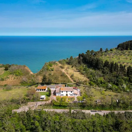Napoleone A 10 Min Dal Mare Pesaro Вилла